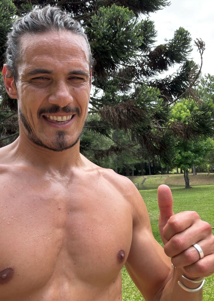 la-fuerte-posicion-de-cavani-con-respecto-a-su-futuro-en-el-2026-1 La fuerte posición de Cavani con respecto a su futuro en el 2026