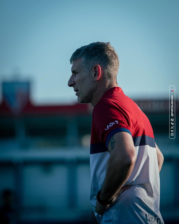 palermo-en-la-mira-de-un-recien-ascendido-del-brasileirao-mientras-fortaleza-intenta-retenerlo-1 Palermo, en la mira de un recién ascendido del Brasileirao mientras Fortaleza intenta retenerlo