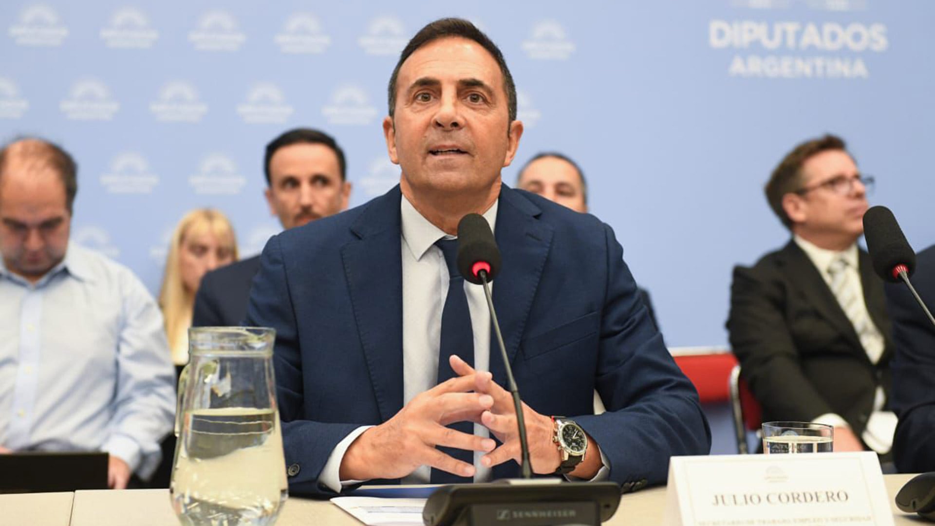 reforma-laboral-sorpresivos-tironeos-en-el-gobierno-por-un-articulo-que-pone-en-jaque-la-caja-sindical-4 Reforma laboral: sorpresivos tironeos en el Gobierno por un artículo que pone en jaque la “caja” sindical