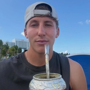 river-una-nueva-cara-al-caer-desde-el-campeon-de-la-libertadores-y-el-jugador-del-futbol-local-que-quedo-descartado-5 River: una nueva cara al caer desde el campeón de la Libertadores y el jugador del fútbol local que quedó descartado