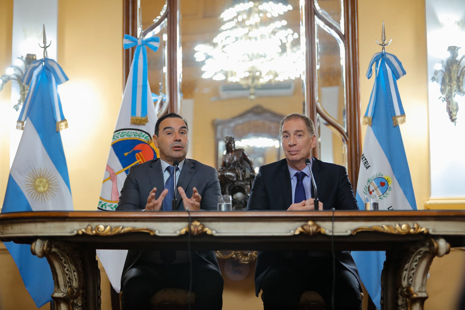 santilli-recibira-a-jorge-macri-en-medio-de-la-negociacion-del-respaldo-al-presupuesto-y-por-la-deuda-de-nacion-con-caba-de-la-coparticipacion-1 Santilli recibirá a Jorge Macri en medio de la negociación del respaldo al Presupuesto y por la deuda de Nación con CABA de la coparticipación