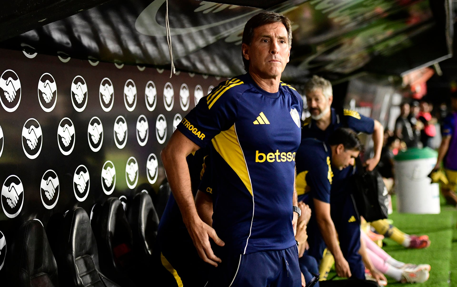 Claudio Úbeda usó tres de los cinco cambios permitidos y eligió los ingresos de Ander Herrera, Gonzalo Gelini y Tomás Aranda. Estos dos últimos hicieron su estreno en Primera División (Crédito: Fotobaires)