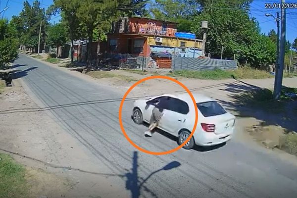 Arrastró por más de cinco cuadras a un ladrón que intentó robarle el auto en La Matanza