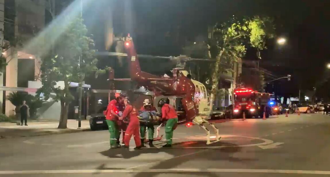 La aeronave aterrizó pasada la medianoche