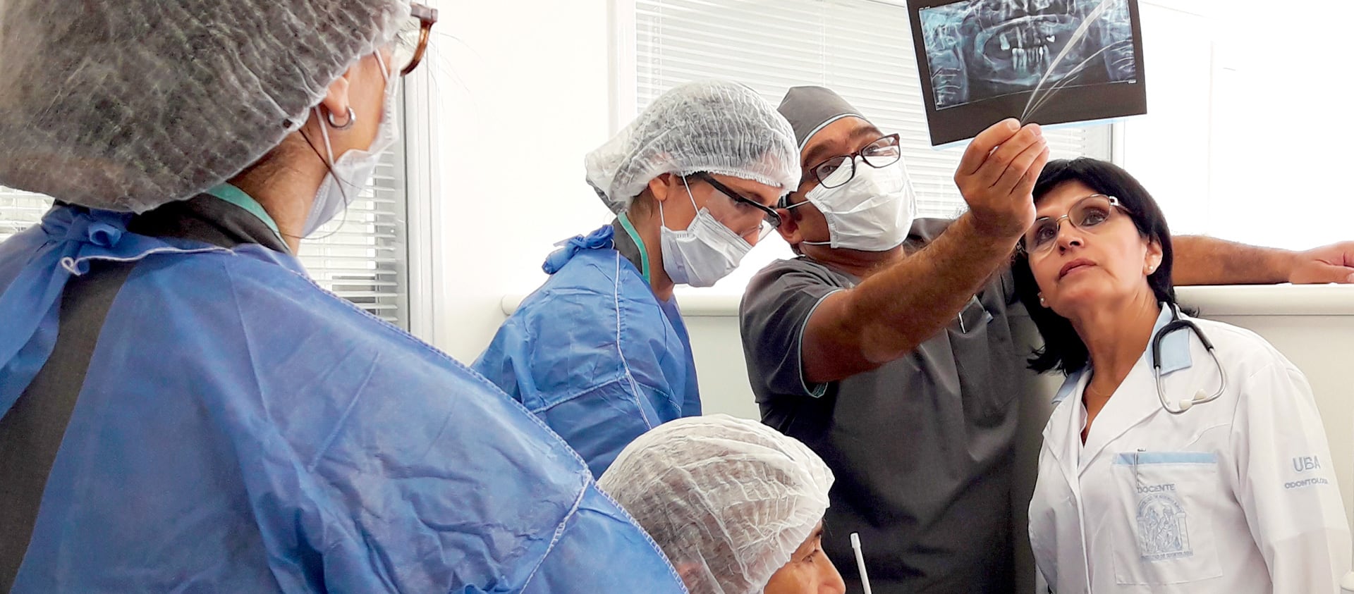 Boom de demanda en el Hospital Odontológico de la UBA: los tres motivos por los que hay más de mil pacientes por día