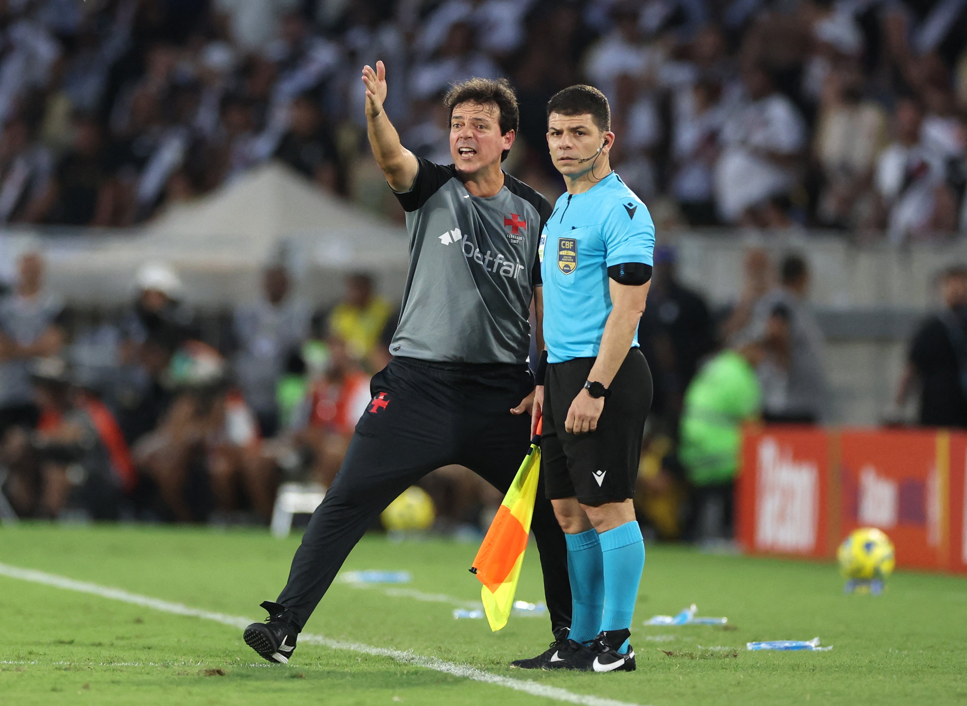 La CBF decidió adoptar el VAR que se usará en el Mundial 2026 (Foto REUTERS/Pilar Olivares)