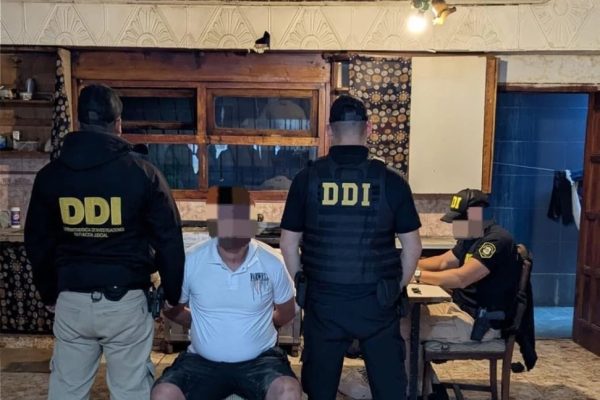 Cayó un prófugo que amenazó a su ex con una granada y había escapado días atrás saltando de un cuarto piso