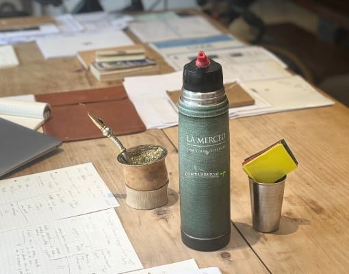 Christian Petersen mostró su recuperación al bajar una escalera a 20 días del alta médica: “Empezando de vuelta”