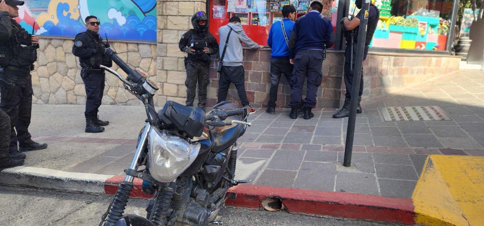Llevaban envoltorios de cocaína y marihuana para vender (Foto: Policía de Río Negro)