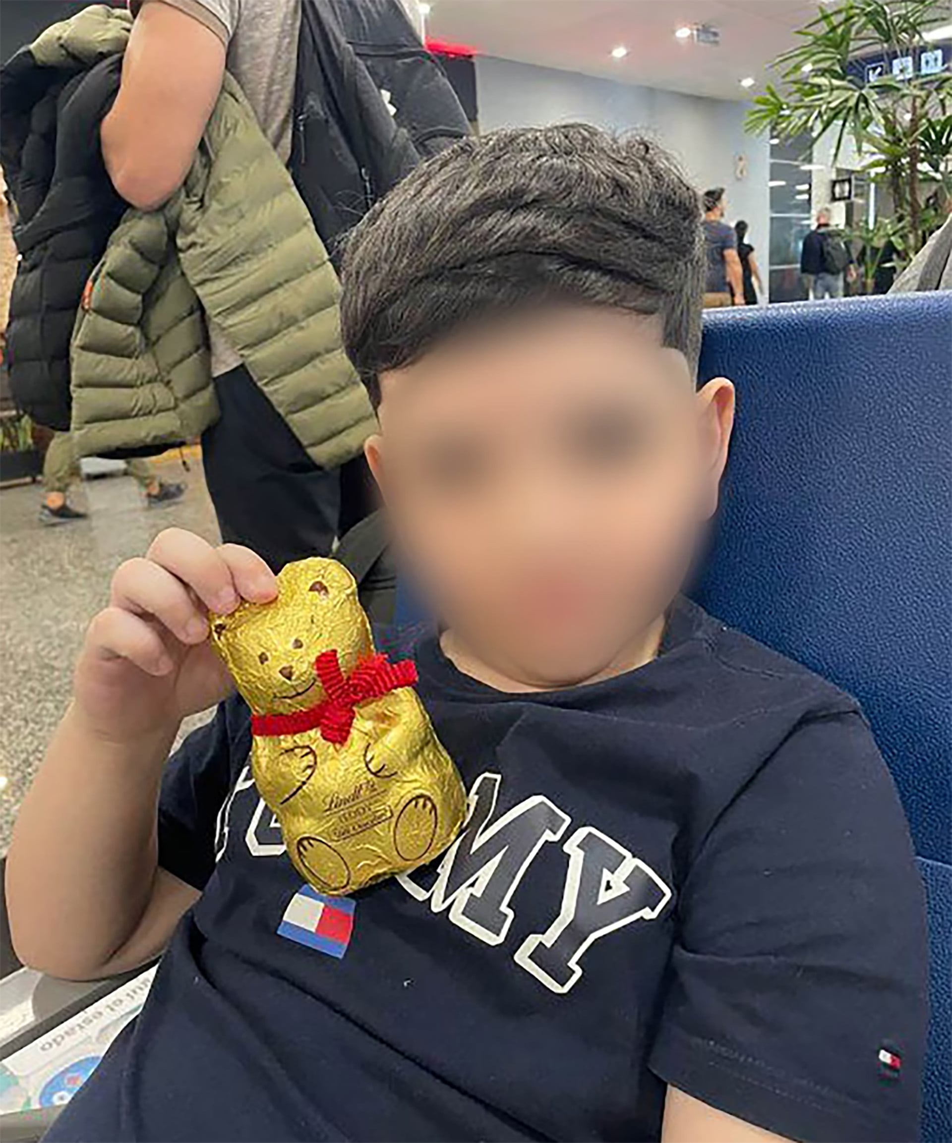 Bastian, el nene de 8 años que fue operado en Mar del Plata y se encuentra en grave estado 