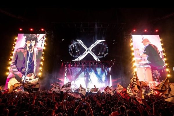 Crecen los rumores que indican que Ciro Martínez estaría en pareja con Luli Bass, su compañera en Los Piojos