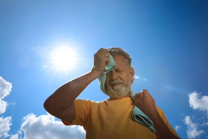 Los golpes de calor en verano pueden ser muy perjudiciales para la salud (Freepik)
