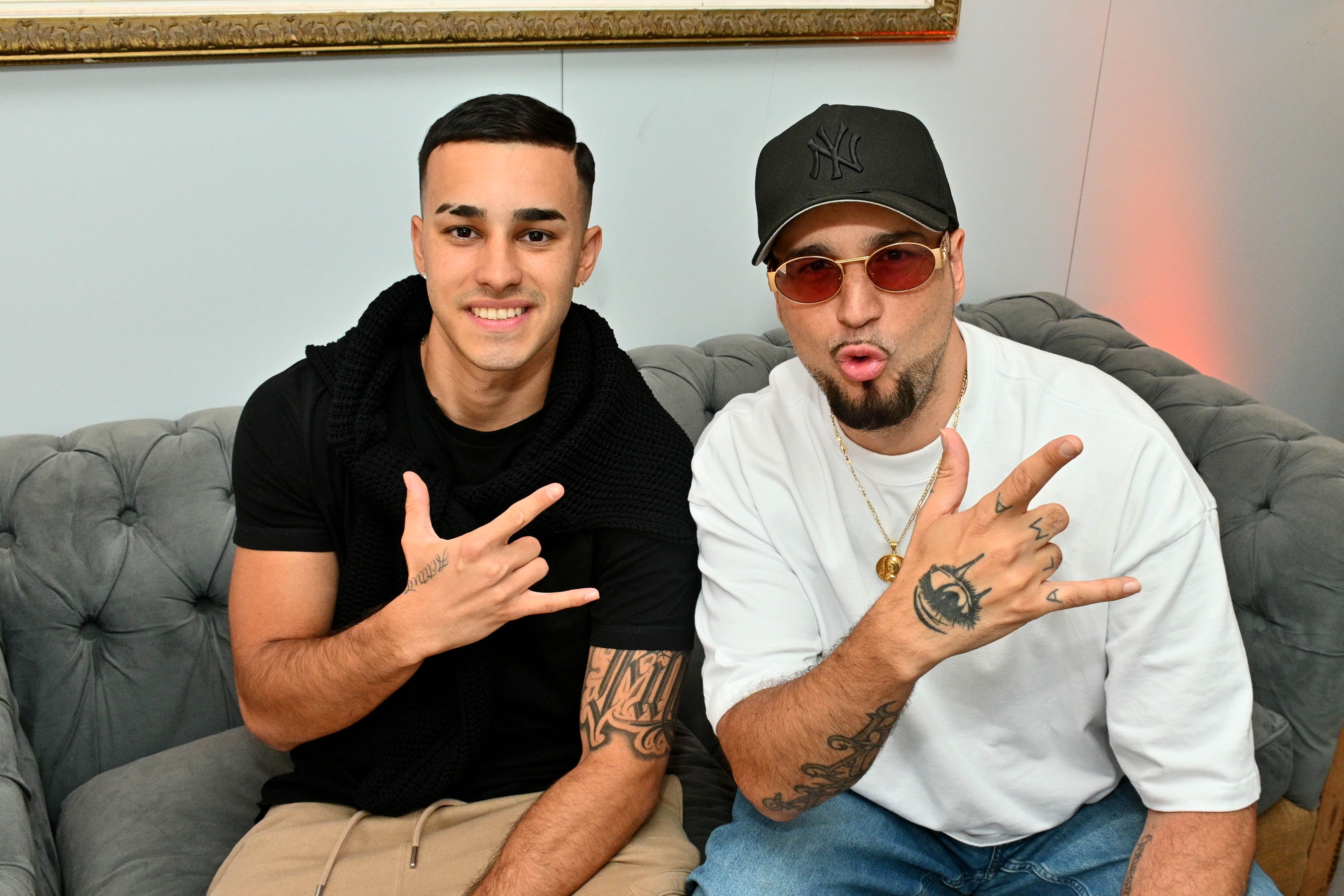 Dante Spinetta junto a su hijo Brando de Dios en Mar del Plata (José Tetty)