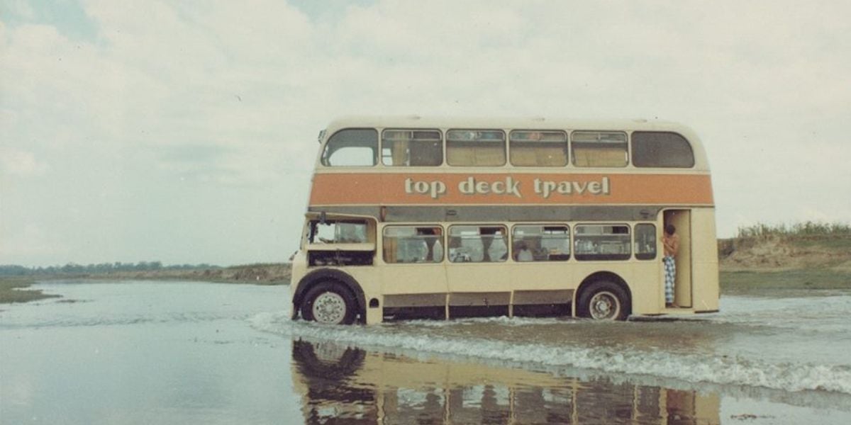 El colectivo Albert realizó el viaje en bus más largo del mundo, cubriendo más de 20.000 kilómetros (Wikipedia)