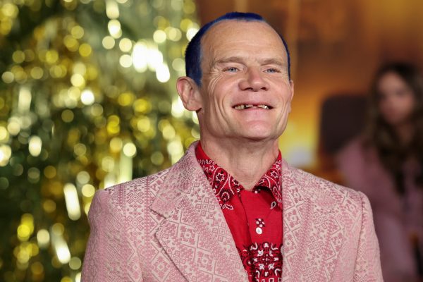 De los Red Hot Chili Peppers a su primer disco solista: “Flea” Balzary debutará con un álbum que mezcla jazz, covers y voces internacionales