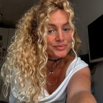 Despidieron a la mesera del escandaloso affaire con Luciano Castro en España: los detalles