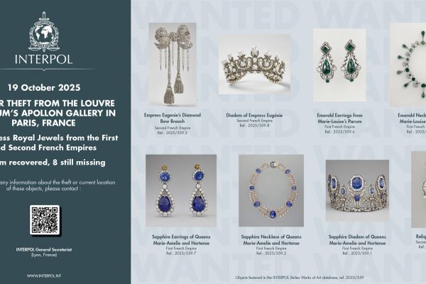 Difundieron las primeras imágenes del audaz robo de joyas en el Museo del Louvre