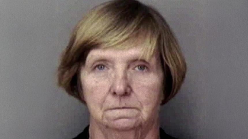 El hallazgo del cuerpo de Benny Scott en el jardín de su casa en Lake Alfred conmocionó a la comunidad y reveló un crimen violento (Crime Investigation)