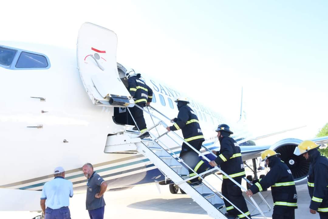 El avión hidrante más grande del país se suma a combatir los incendios en Chubut: hay casi 2 mil hectáreas afectadas