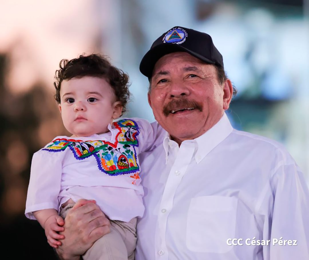 El régimen de Nicaragua usa al niño Camilo Noé Daniel, para promover una imagen de 
