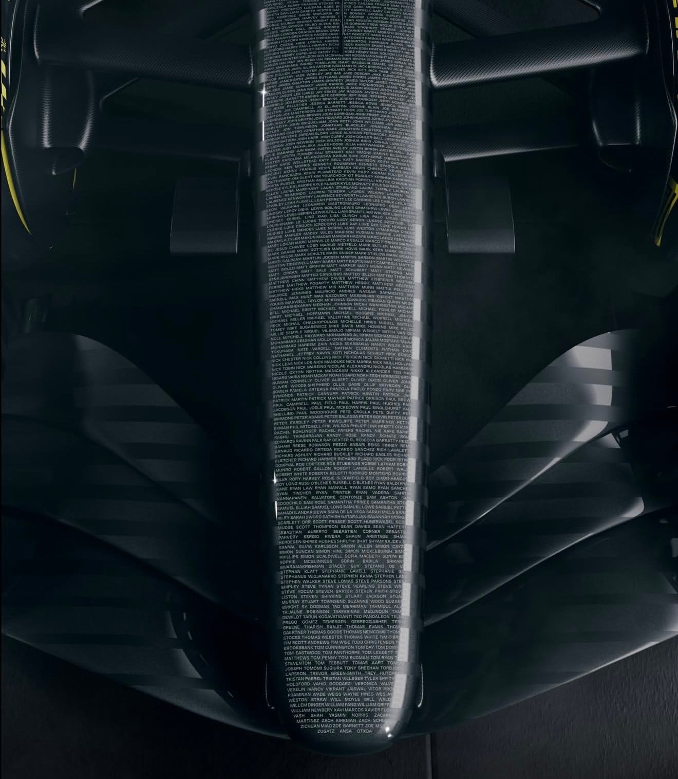 El diseño tendrá todos los nombres que integran la estructura de Cadillac, el flamante equipo de la F1 (Foto: Instagram / @cadillacf1)