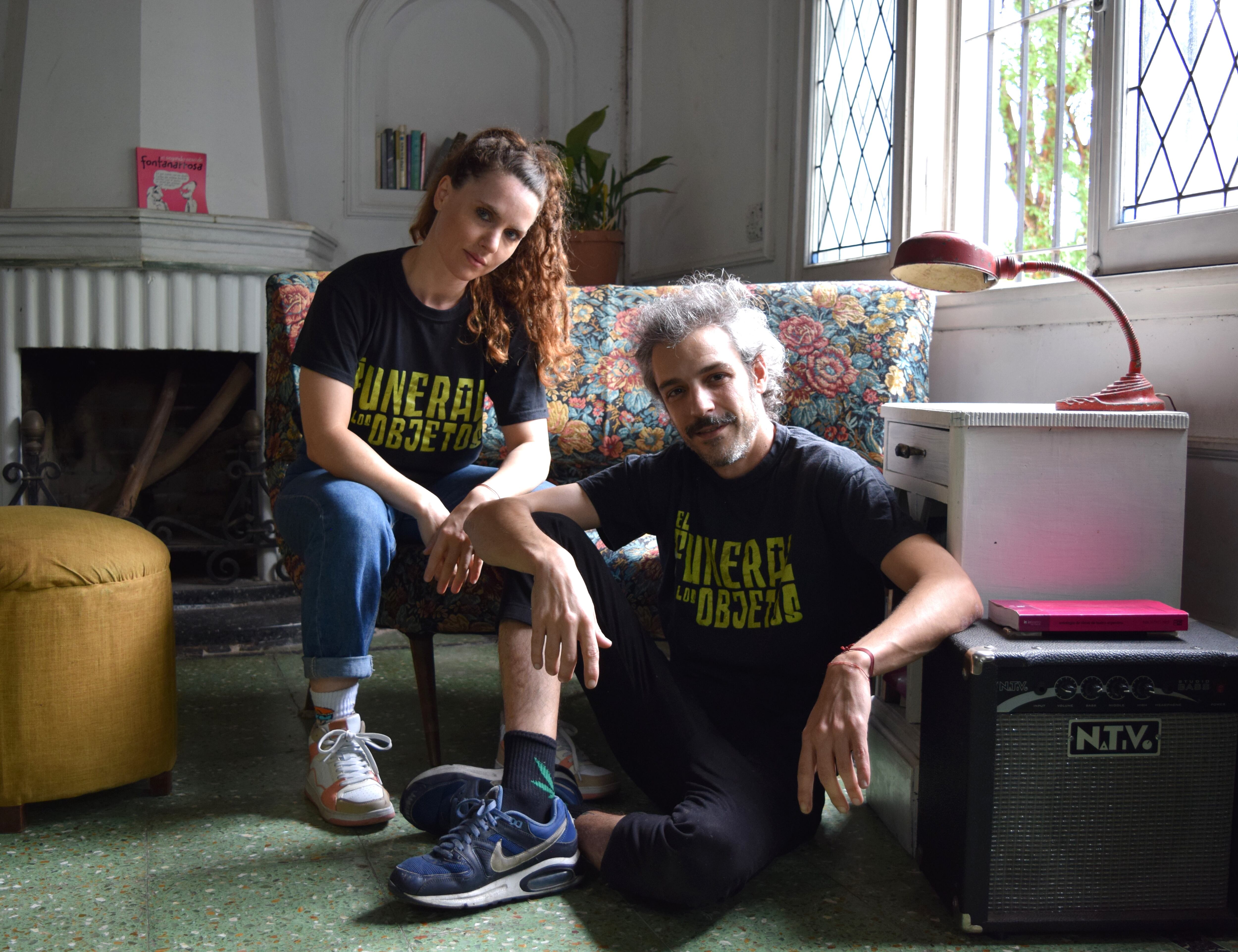 Fernanda Provenzano y Nicolás Manasseri, autores y actores de El funeral de los objetos