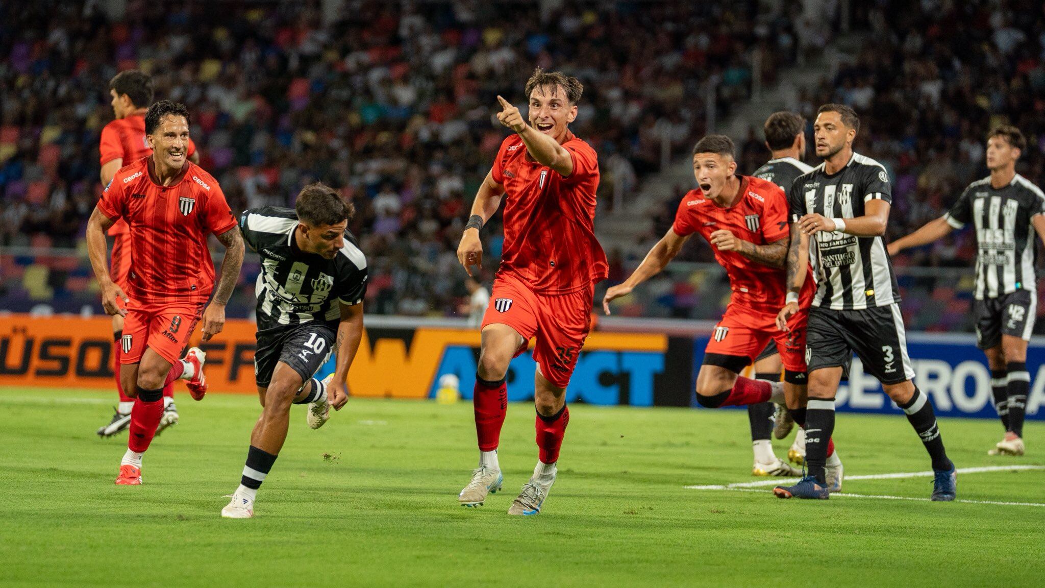 En su debut profesional, Valentino Simoni marcó el primer gol de Gimnasia de Mendoza, que volvió a Primera División tras cuatro décadas