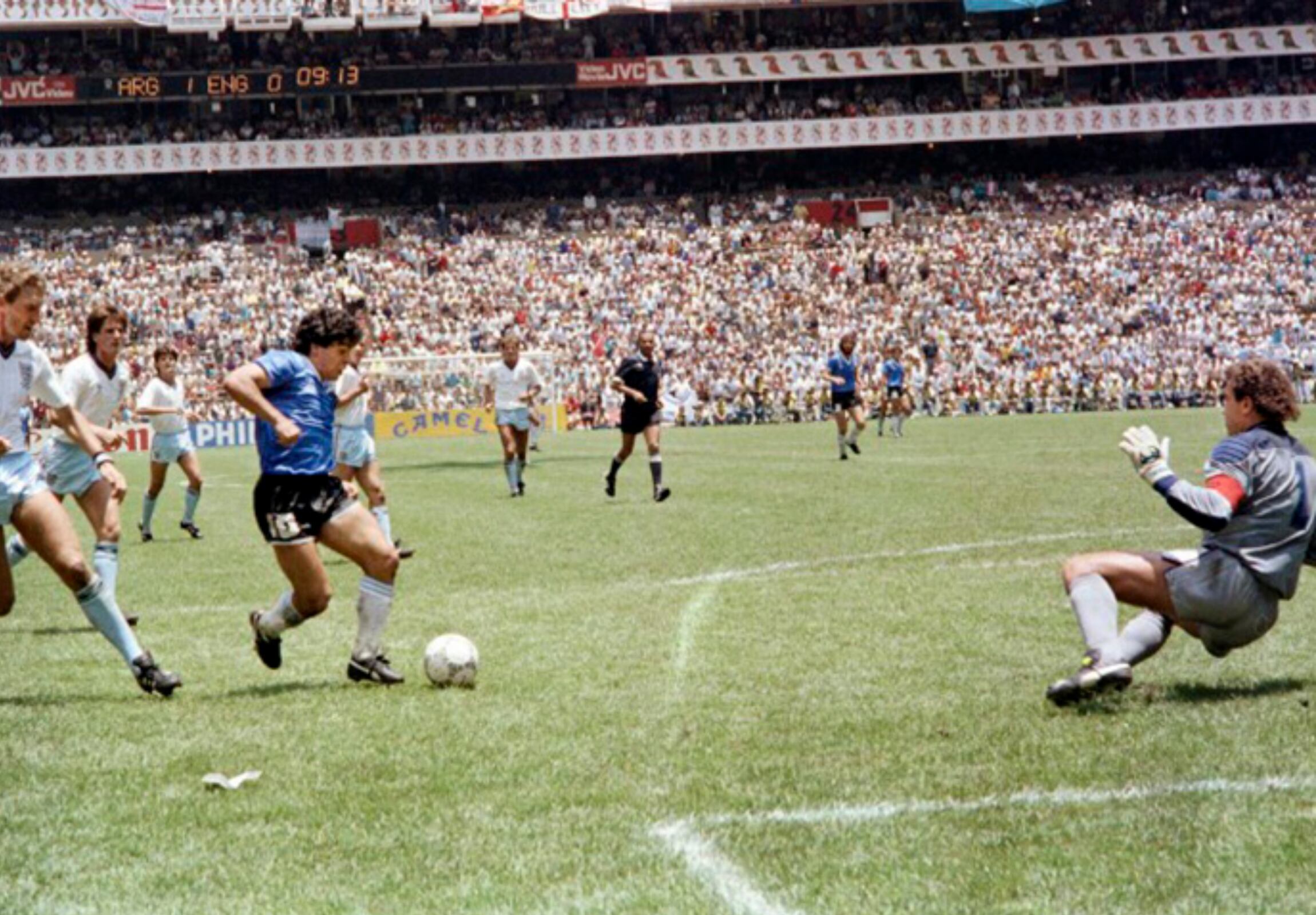 Infantino eligió al gol de Maradona como el mejor de todos los Mundiales (Conmebol)