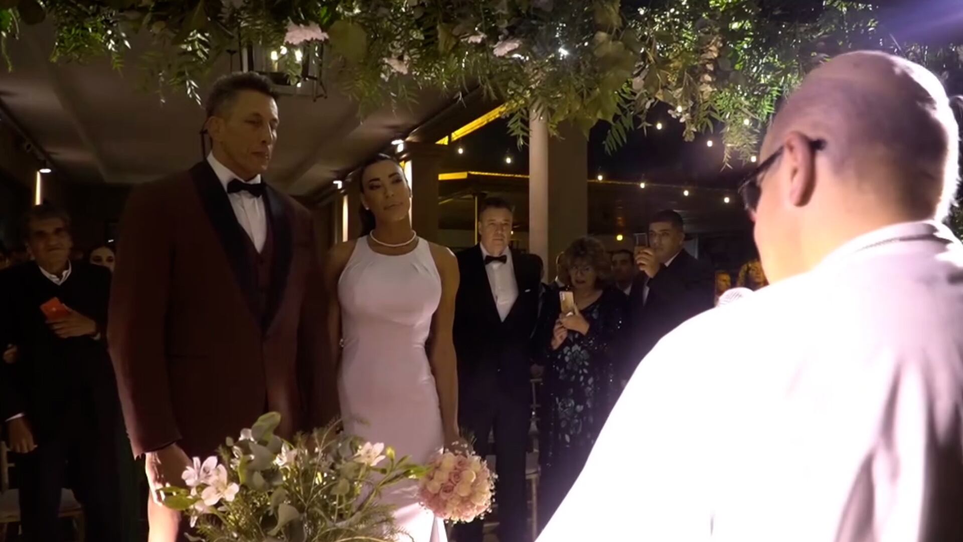 A tan solo unos meses del casamiento civil, la pareja realizó una gran fiesta en un salón de Pilar