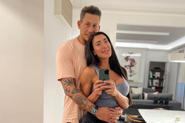 La pareja inició su historia de amor luego de coincidencias y charlas en el gimnasio (X)