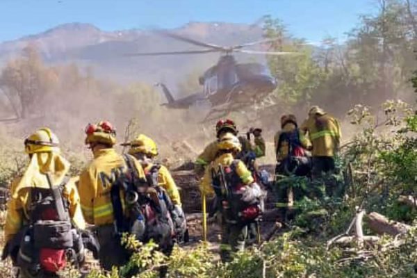 Enviaron más de $100 mil millones a bomberos de todo el país en medio de los incendios que afectan a varias regiones