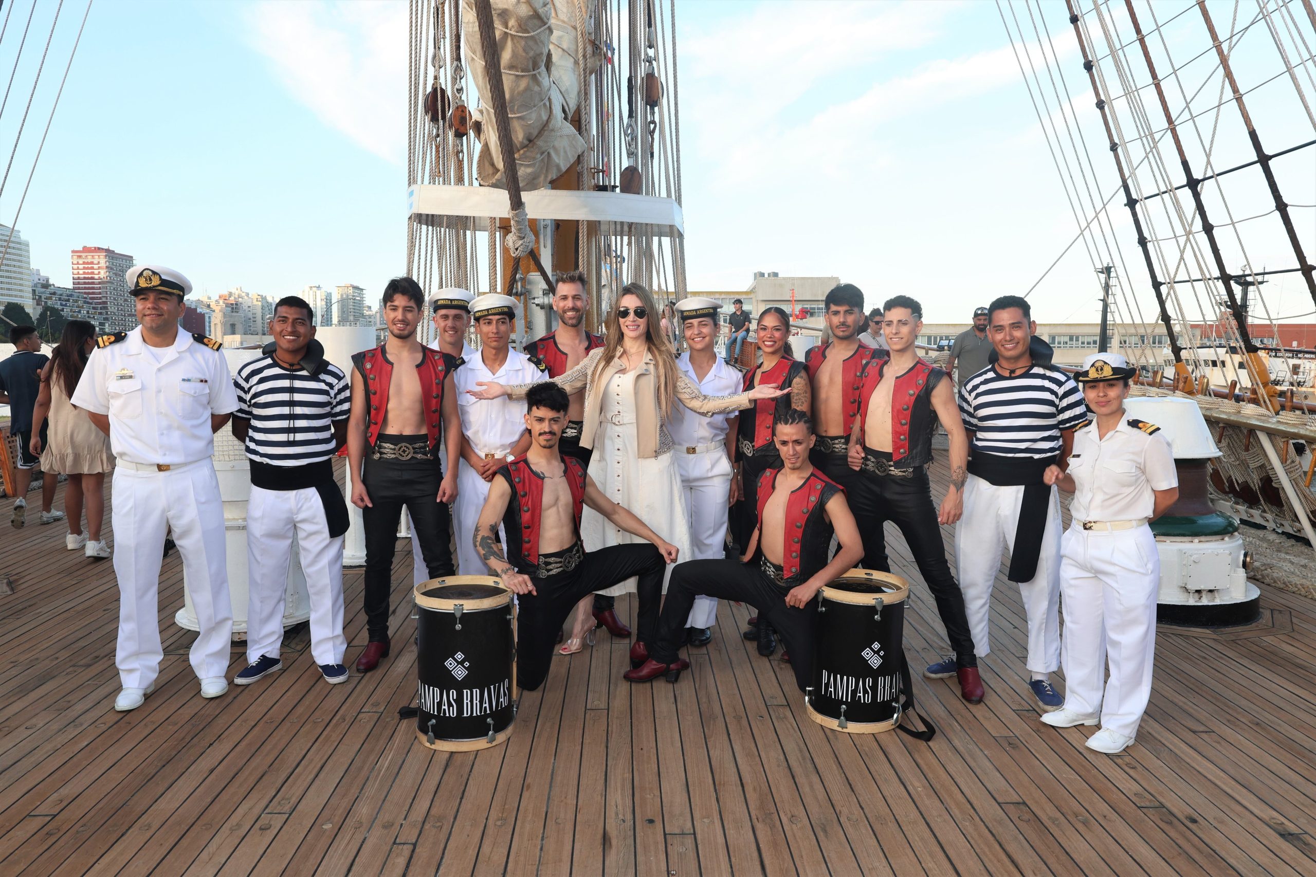 Fátima Florez visitó la Fragata Libertad en Mar del Plata: “Estoy orgullosa como argentina”