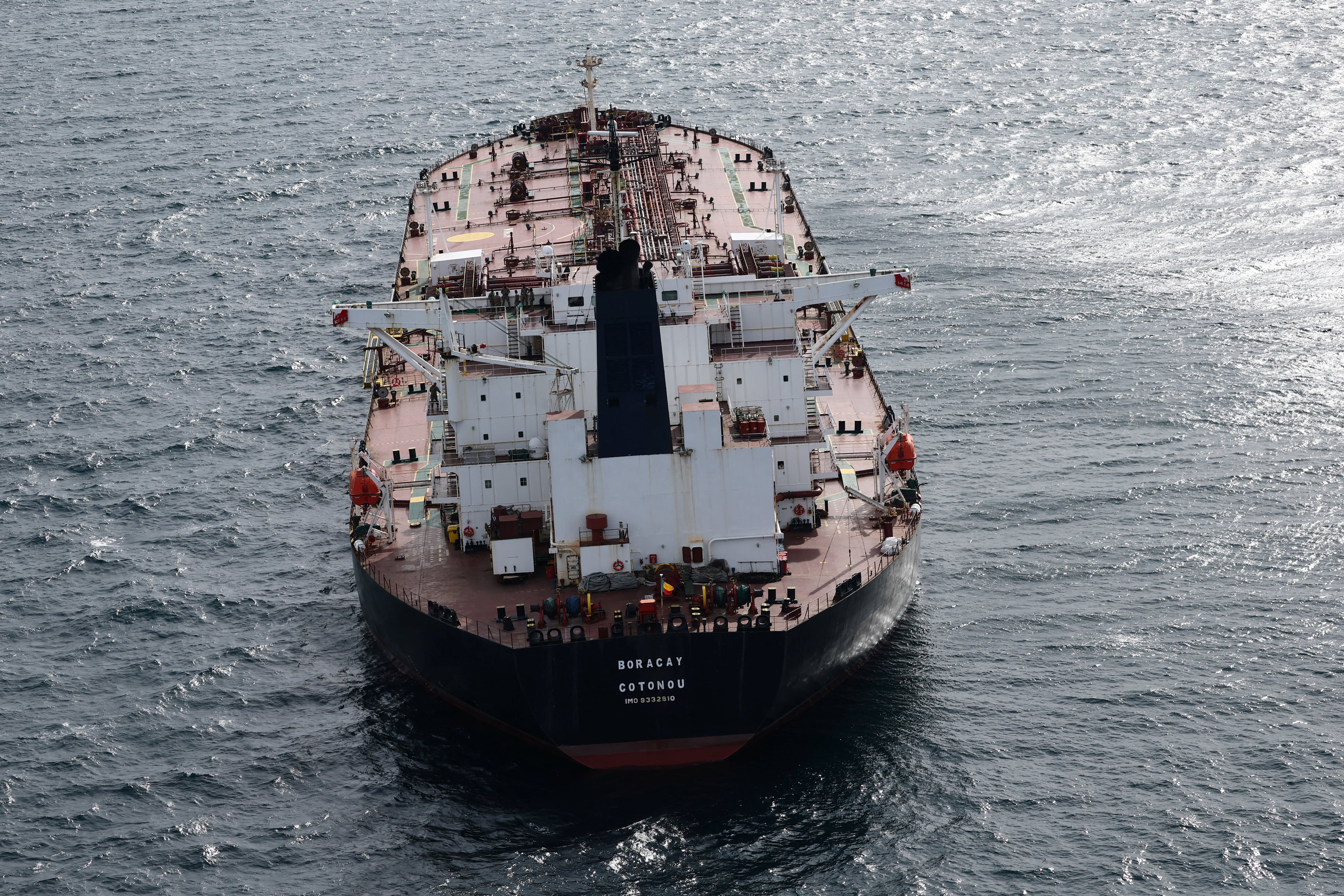 Imagen de archivo del petrolero Boracay frente a Saint-Nazaire. Su capitán chino será juzgado en febrero tras ser acusado por Francia de operar bajo la