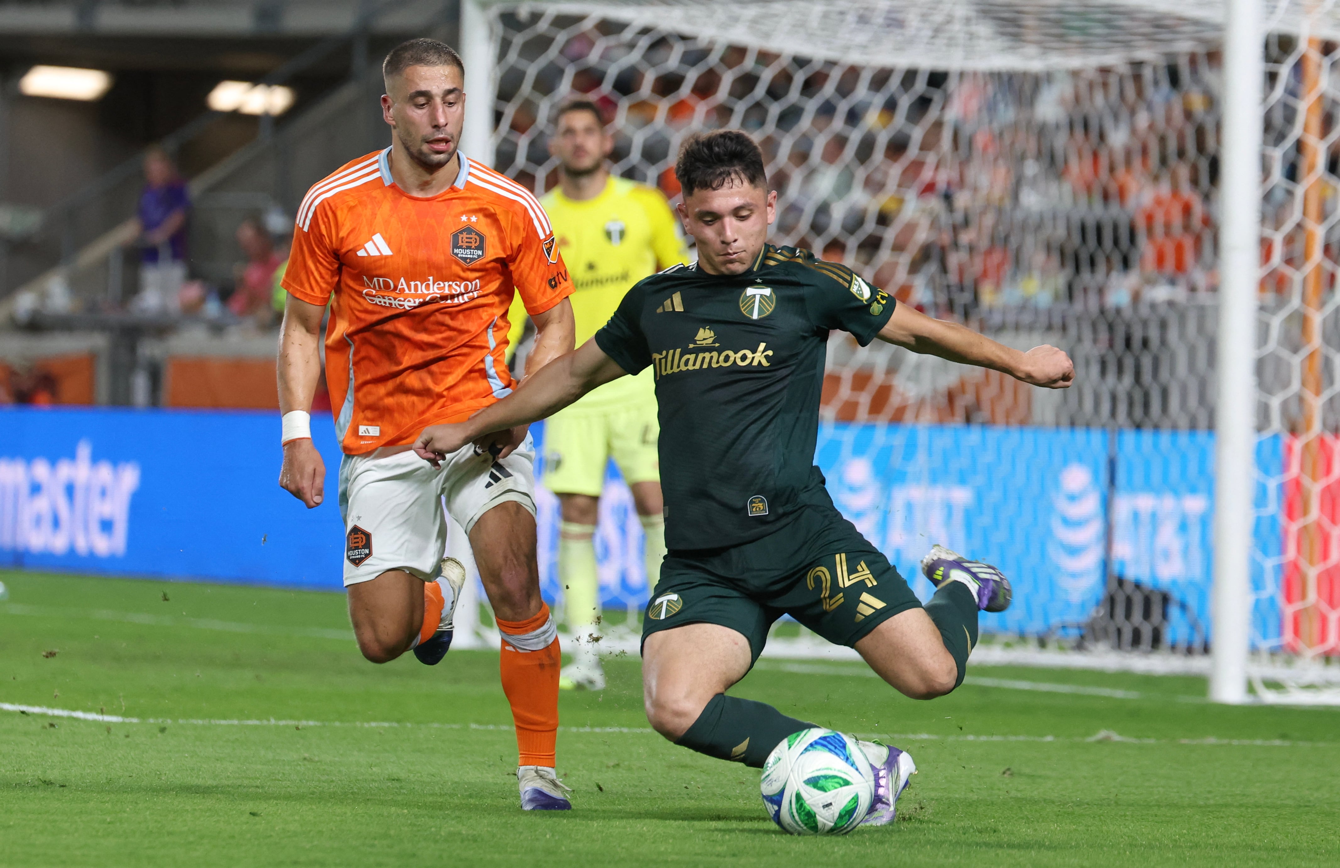 Ayala, con la casaca de Portland Timbers (Thomas Shea-Imagn Images)