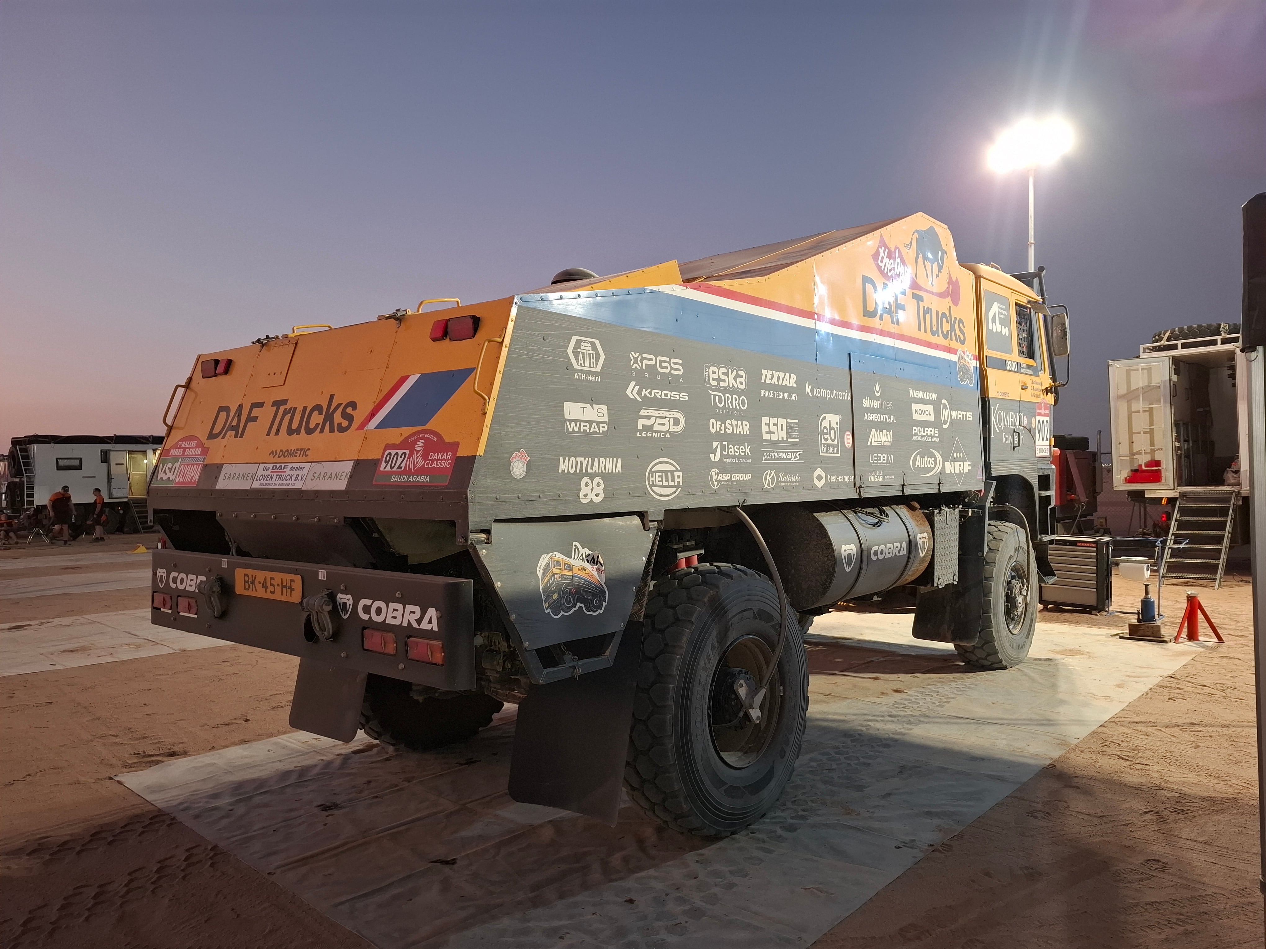 Este DAF 3300 es el hermano mayor del Monstruo del Rally Dakar
