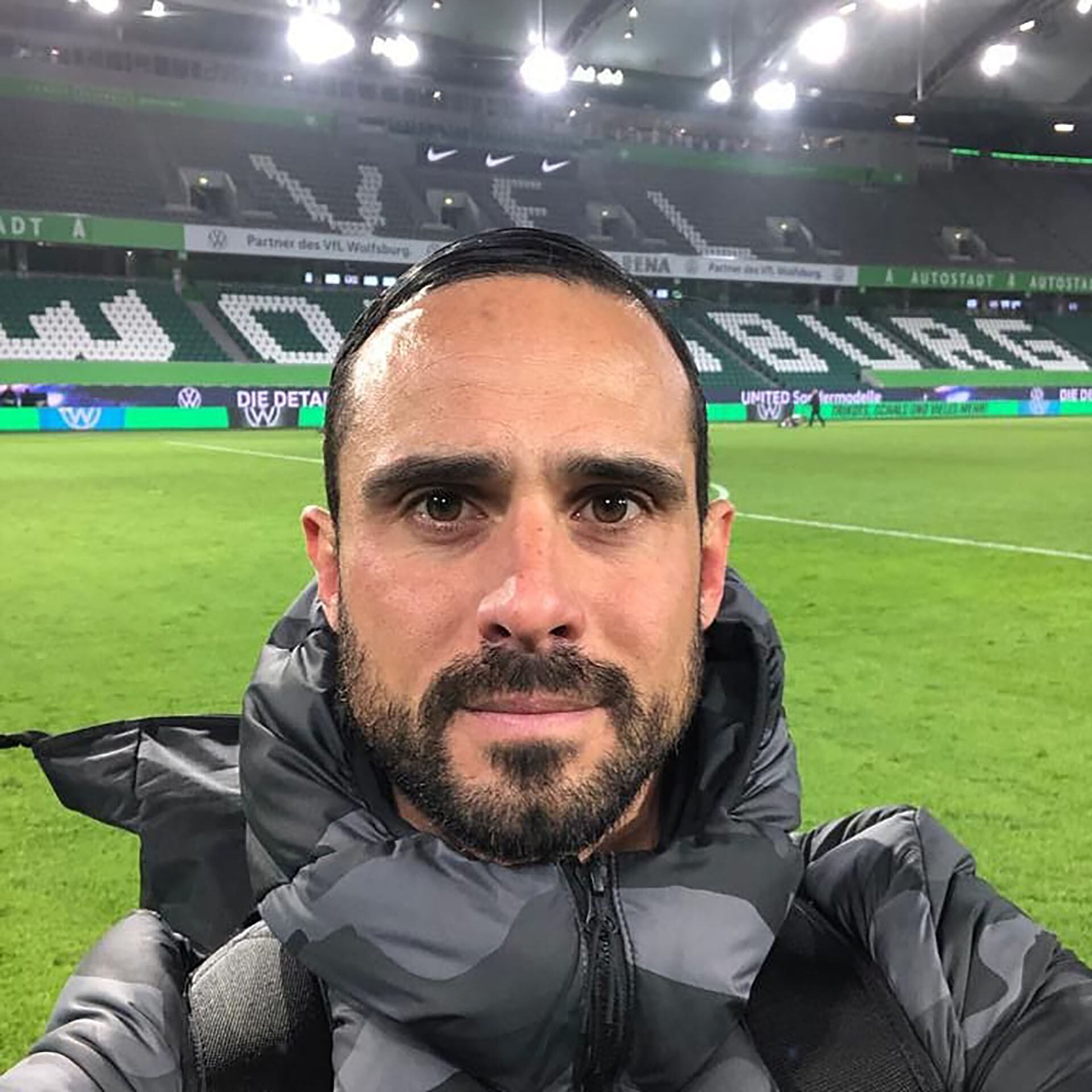 (@alexandernouriofficial)