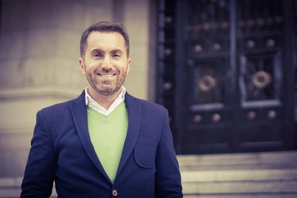 Gonzalo Aziz desembarca en Infobae en vivo: cómo será la nueva programación