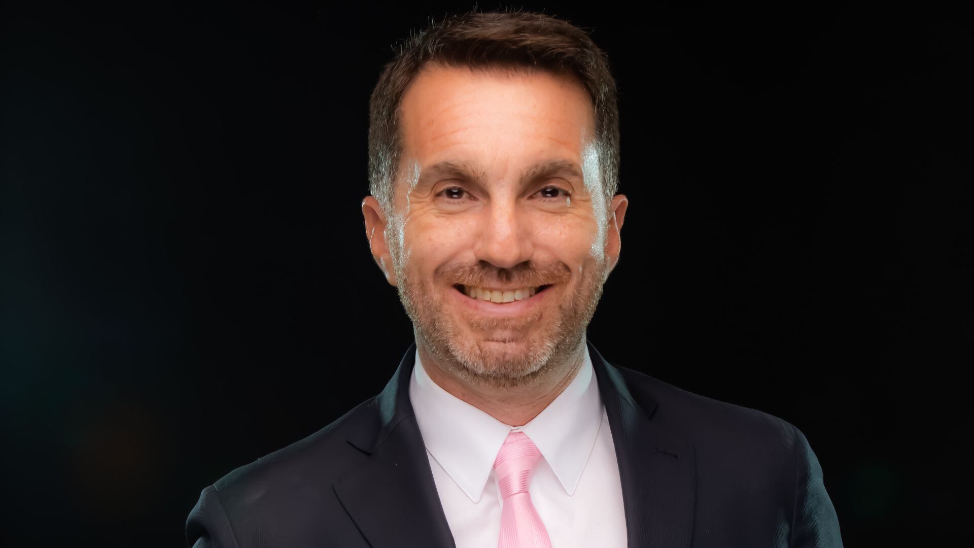 Gonzalo Aziz (Sebastián Romero Bernard)