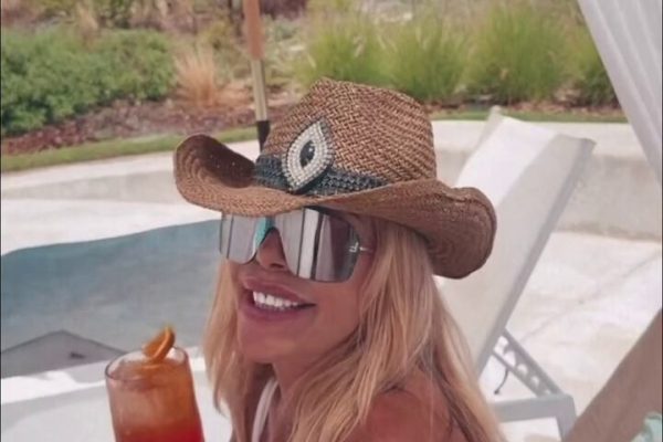 Graciela Alfano, a pura sensualidad a los 73 años en Punta del Este: “Que empiece la fiesta”