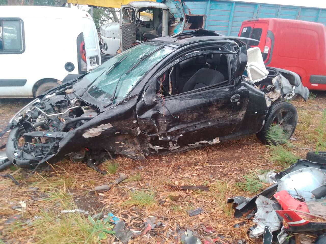 El auto que conducía el prófugo fallecido