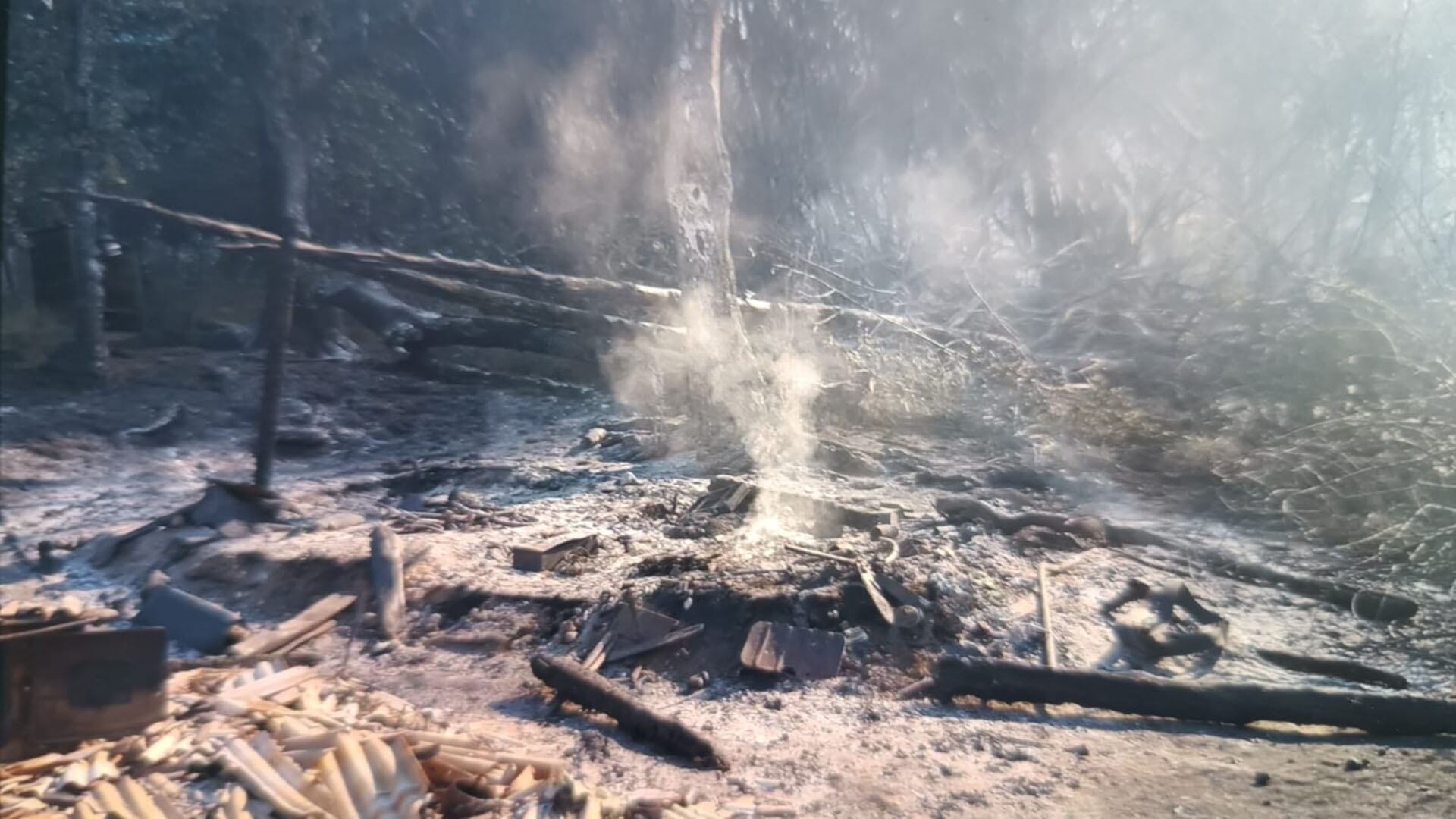 Los guardaparques del Lanín se encontraron con fogatas y campamentos en espacios prohibidos