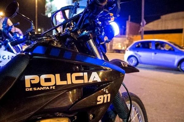 Intentó robar un auto en Jesús María, lo detuvieron y descubrieron que era un policía