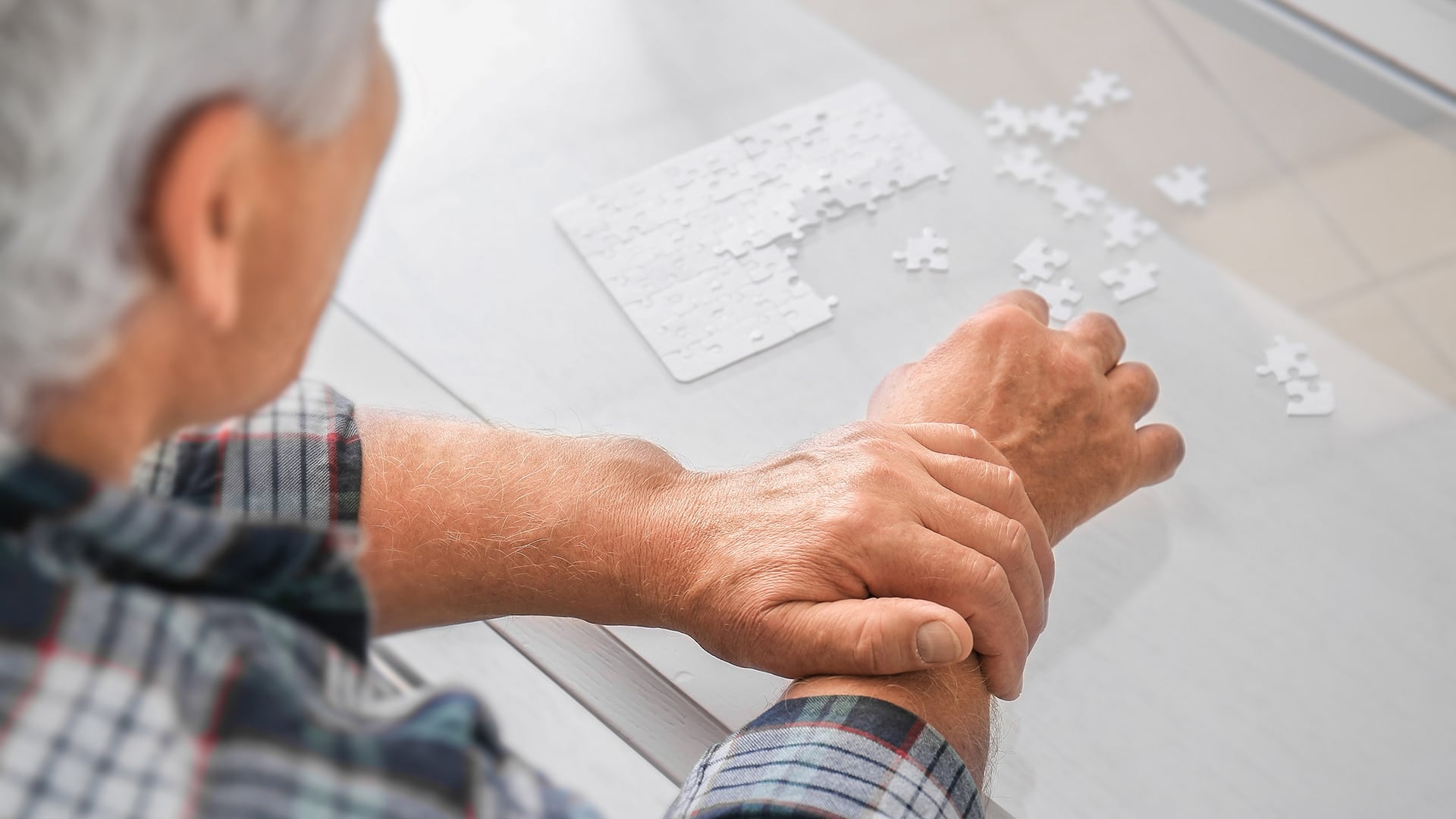 El nuevo modelo molecular ayuda a explicar la aparición de cuerpos de Lewy en la enfermedad de Parkinson (Freepik)