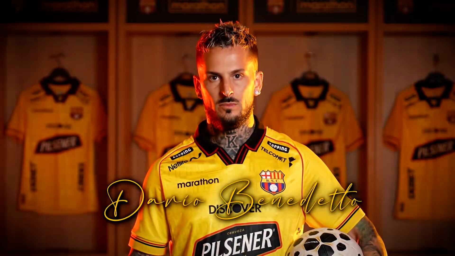 Pipa Benedetto con la camiseta del Barcelona SC