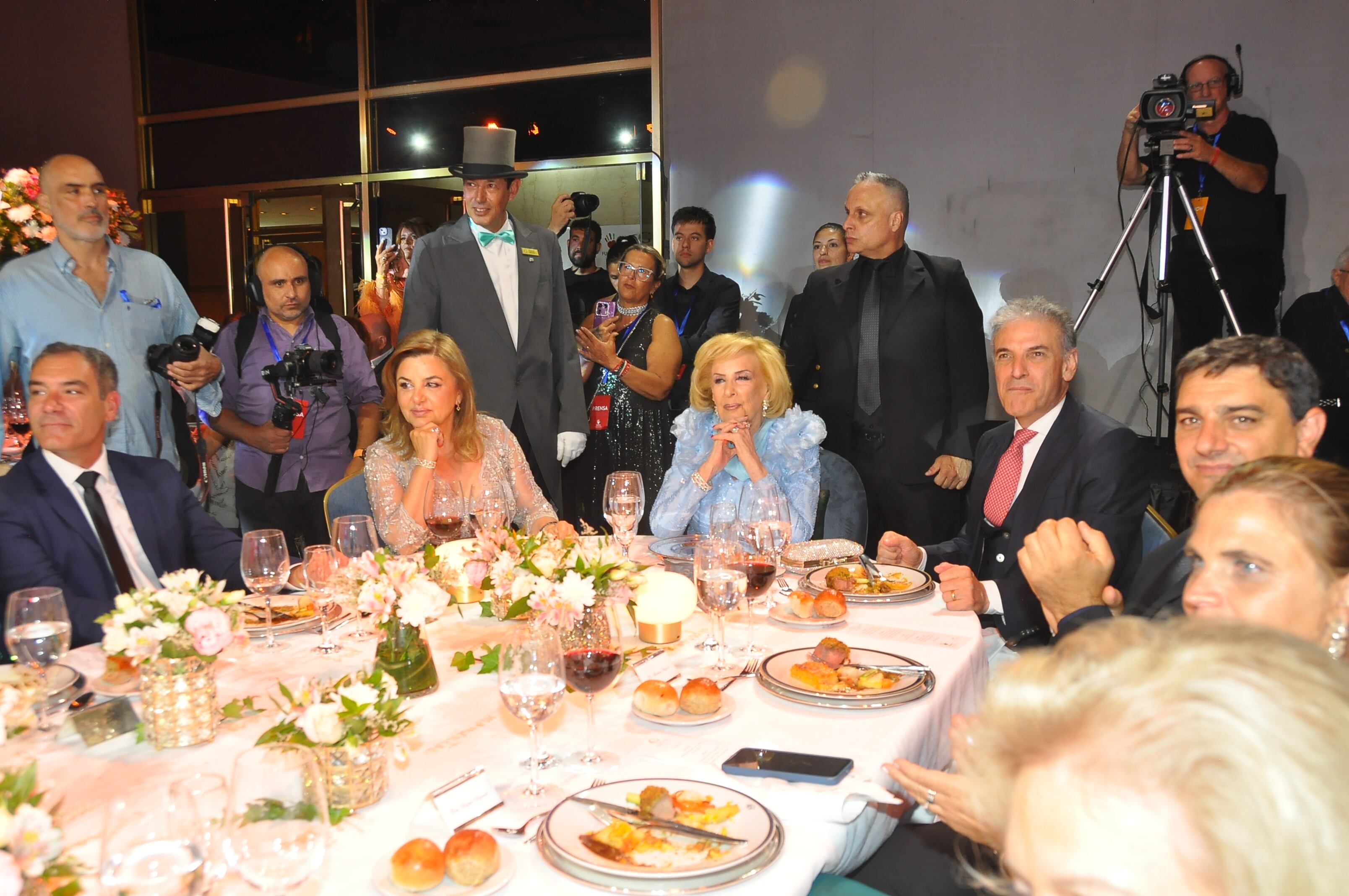 La gala solidaria de Fundami reunió a casi 400 personas para recaudar fondos destinados al Hospital Materno Infantil de Mar del Plata 