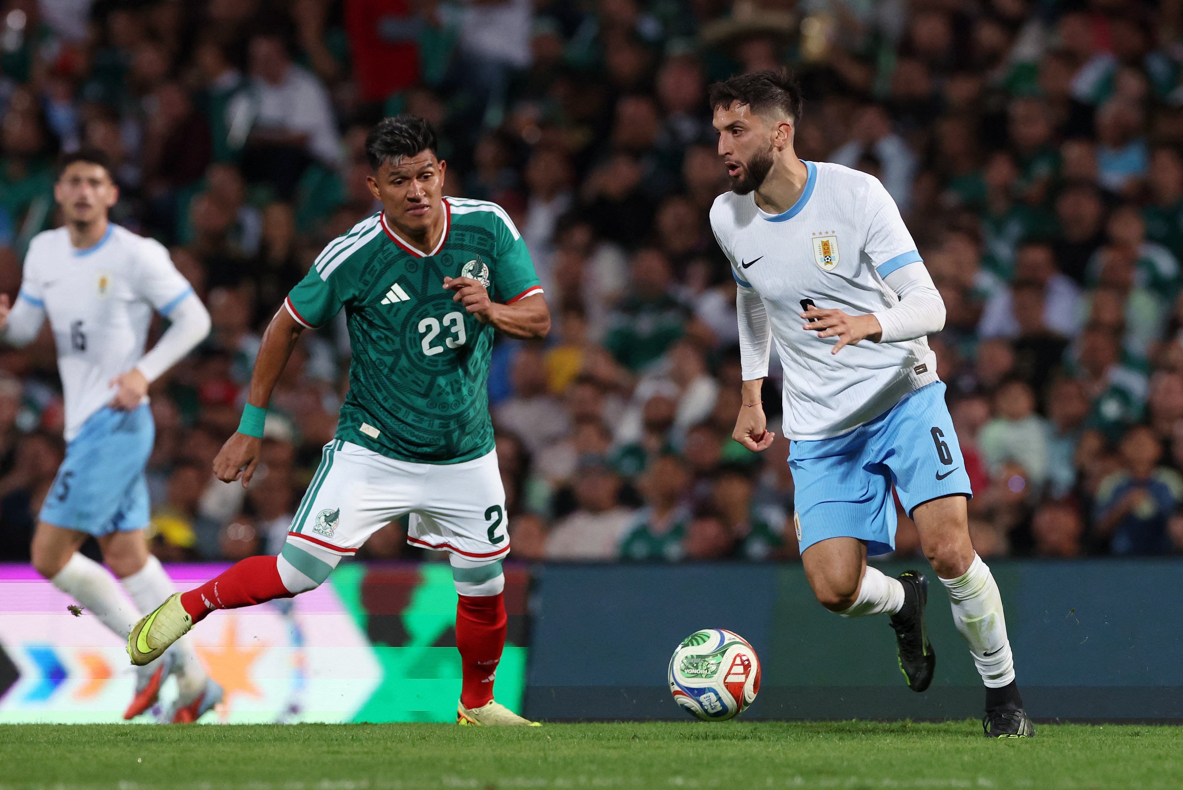Rodrigo Bentancur podría quedar afuera de la convocatoria de la Celeste para el Mundial (REUTERS/Henry Romero)