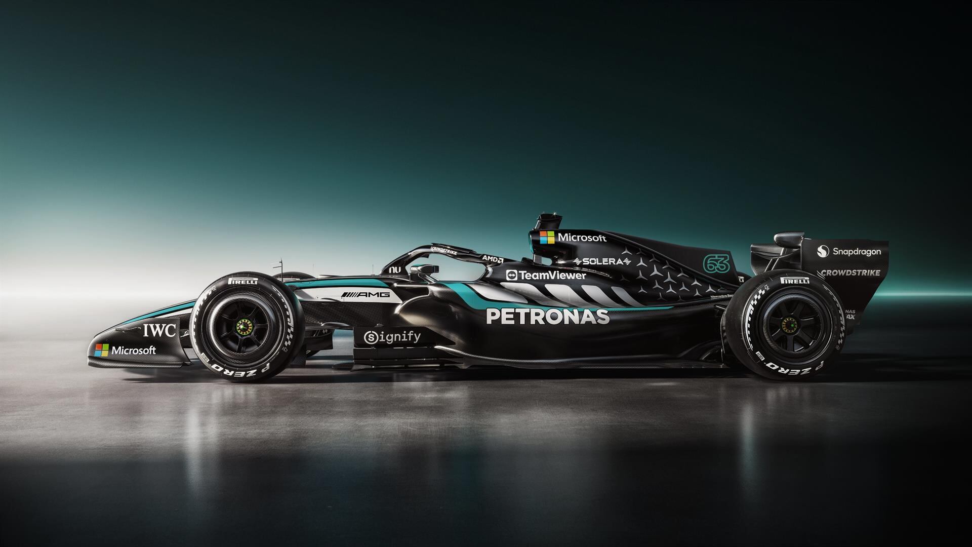 El Mercedes W17 tiene más presencia de negro que plateado en su decoración (Prensa Mercedes)