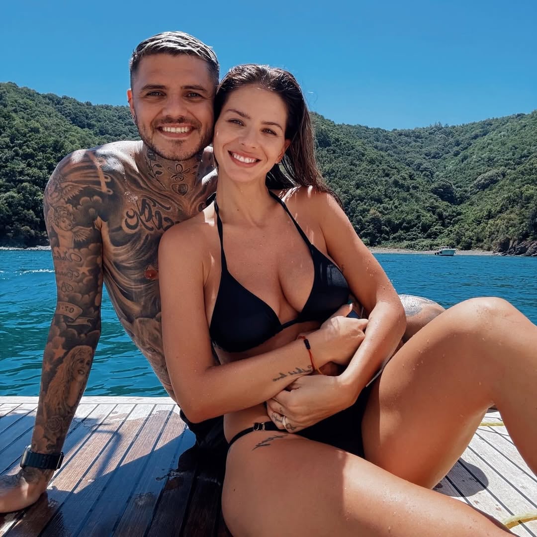 En una de las fotografías que publicó Mauro Icardi junto a la China Suárez, asoma el tatuaje de Wanda Nara en su antebrazo