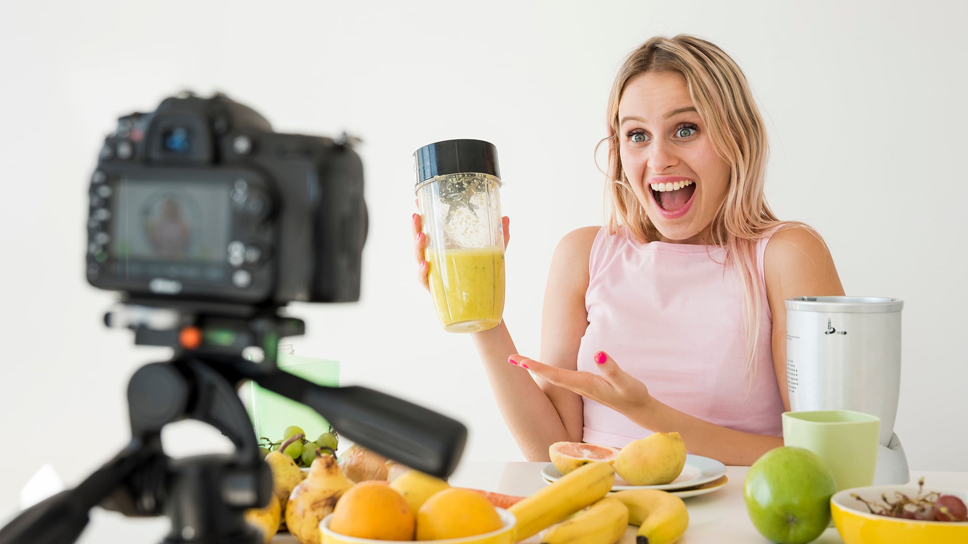 Los productos naturistas supuestamente beneficiosos para el hígado pueden tener ingredientes activos en concentraciones desconocidas y peligrosas (Freepik)