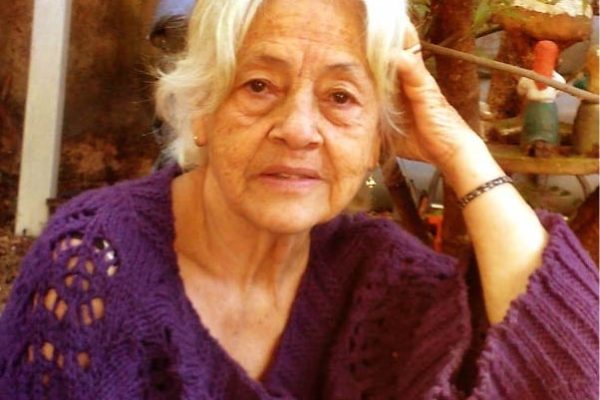 La poeta brasileña Adélia Prado, en terapia intensiva